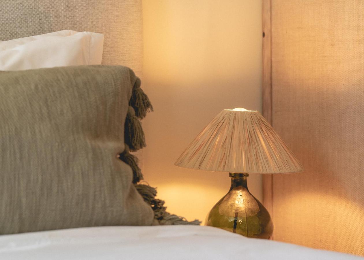 Village Aparthotel By Boa Porto Luaran gambar A lampshade