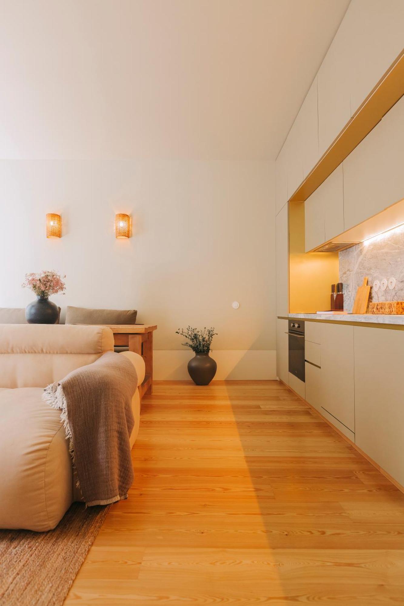Village Aparthotel By Boa Porto Bilik gambar A kitchen in a flat at the new development