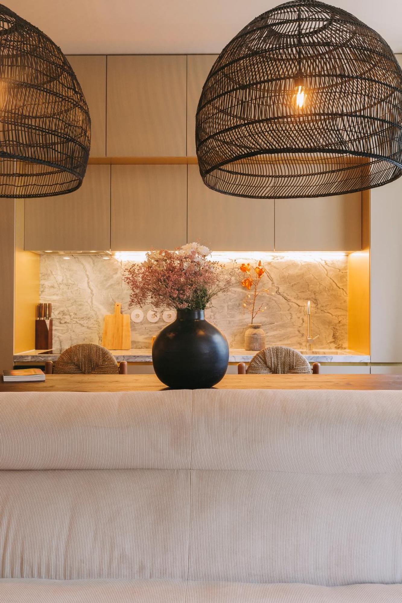 Village Aparthotel By Boa Porto Bilik gambar A kitchen with a marble backsplash